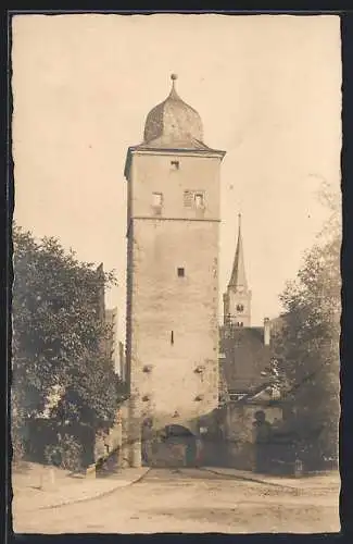 AK Ochsenfurt / Main, Strassenpartie mit Turm