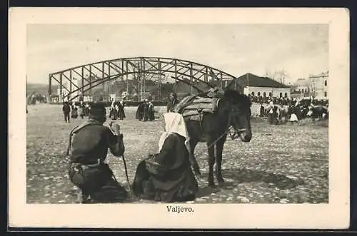 AK Valjevo, Platzansicht mit Bauern