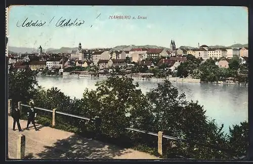 AK Marburg a. Drau, Teilansicht mit Flusspartie und Passanten