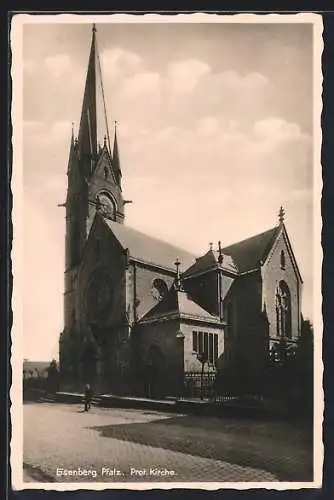 AK Eisenberg /Pfalz, Prot. Kirche mit Strassenpartie