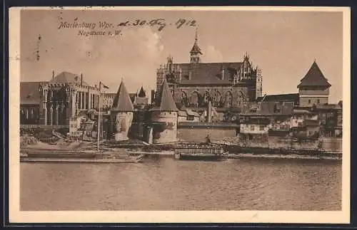 AK Marienburg / Malbork, Teilansicht mit Schloss, Nougat-Seite