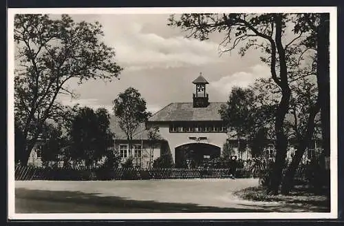 AK Döberitz, Olympisches Dorf, Eingangsgebäude