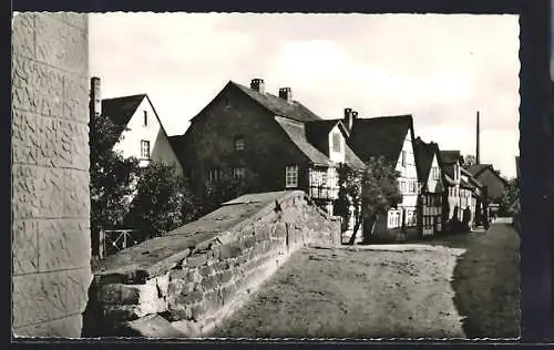 AK Eschershausen / Br., Ortsansicht mit Worth-Brücke