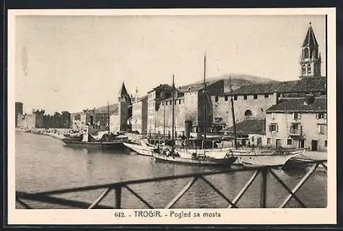 AK Trogir, Pogled sa mosta