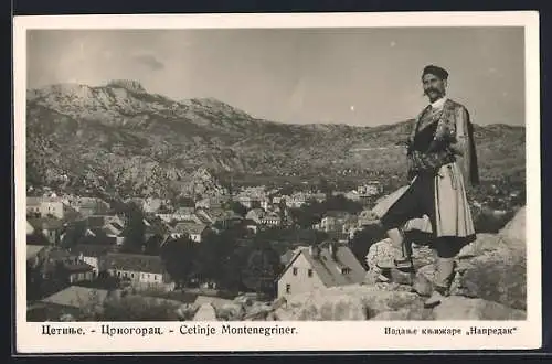 AK Cetinje / Cettigne, Ortsansicht, Montenegriner in Tracht