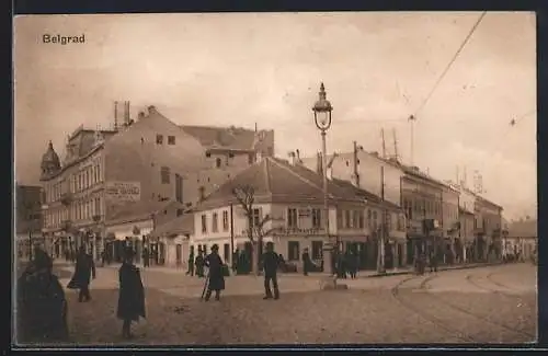 AK Belgrad, Strassenpartie mit Passanten