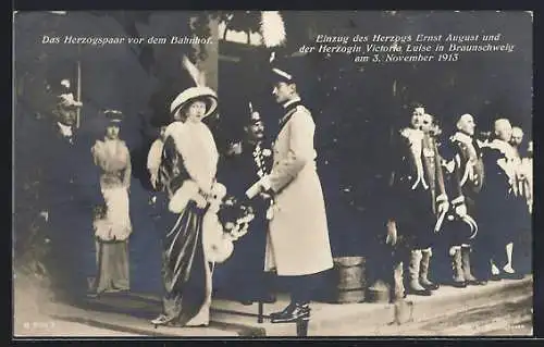 AK Ernst August Herzog von Braunschweig mit Herzogin Victoria Luise 1913 vorm Bahnhof Braunschweig