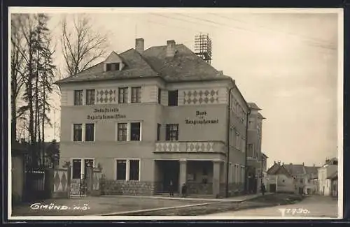 AK Gmünd, Post. u. Telegraphenamt / Industrielle Bezirkskommision, Gebäudeansicht mit Strasse