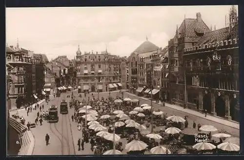 AK Basel, Markt mit Rathaus und Strassenbahn