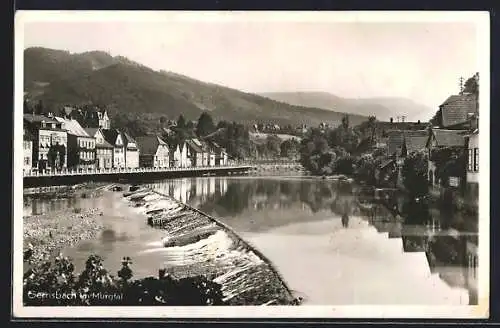 AK Gernsbach im Murgtal, Ortsansicht mit Fluss