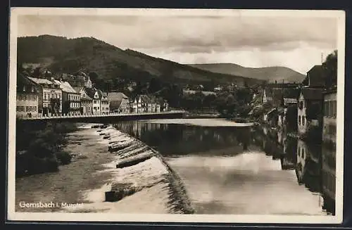 AK Gernsbach i. Murgtal, Ortsansicht mit Fluss