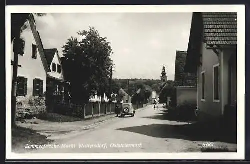 AK Markt Waltersdorf, Strassenpartie mit Kirchturm