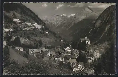 AK Wassen, Blick auf den Ort, ins Tal und aufs Gebirge