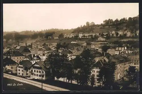 AK Le Locle, Blick über die Dächer der Ortschaft