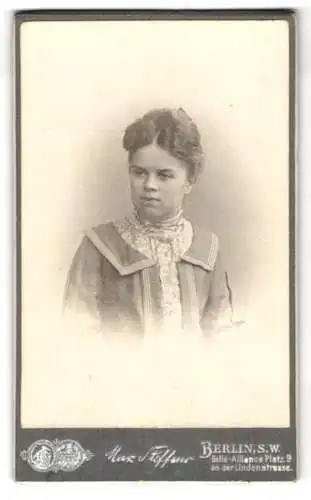 Fotografie Max Steffens, Berlin, Belle-Alliance Platz 9, Porträt einer jungen Frau