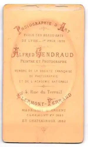 Fotografie Alfred Gendraud, Clermont-Ferrand, Rue du Terrail 4, Porträt einer Dame