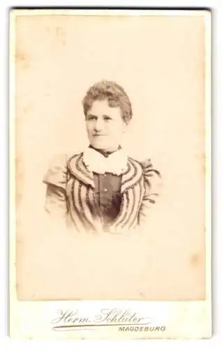 Fotografie Hermann Schlüter, Magdeburg, Breite Weg, Porträt einer Dame