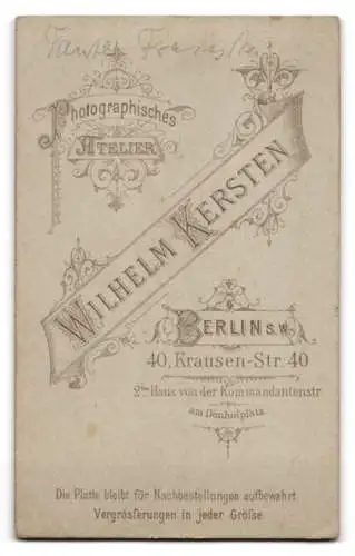 Fotografie Wilhelm Kersten, Berlin, Krausen-Str. 40, Porträt eines jungen Mannes