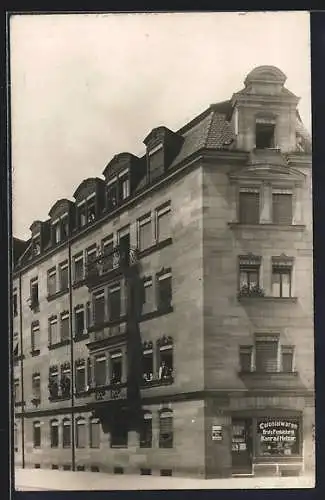 Foto-AK Lendplatz Haus am Lendplatz mit Colonialwarenhandlung und Bäckerei Konrad Hetzar