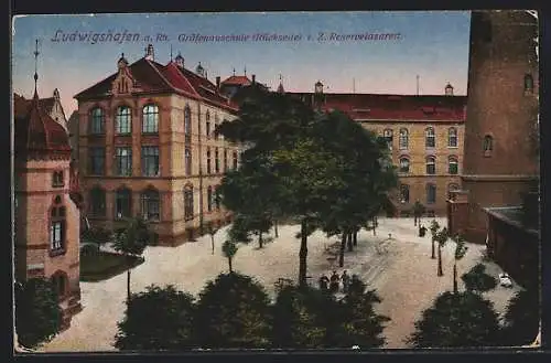 AK Ludwigshafen a. Rh., Gräfenauschule Rückseite z. Z. Reservelazarett