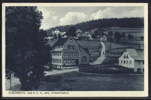 AK Eisenbach i. Schwarzwald, Gasthaus zur Sonne und Strassenpartie