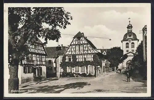 AK Heidelsheim, Strassenpartie am Stadttor