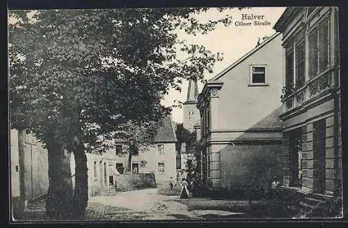 AK Halver, Cölner Strasse mit Blick zum Kirchturm