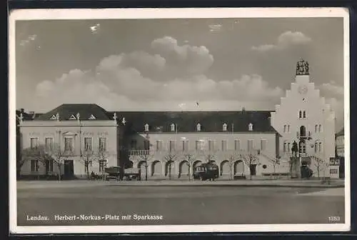 AK Landau / Pfalz, Herbert-Norkus-Platz mit Sparkasse