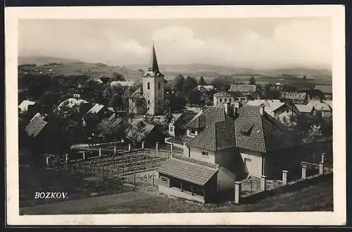 AK Bozkov, Panorama mit Kirchturm