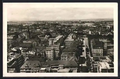 AK Mährisch Ostrau, Stadtansicht aus der Vogelperspektive, Strassenpartie