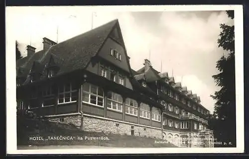 AK Pustevny, Hotel Tanecnica