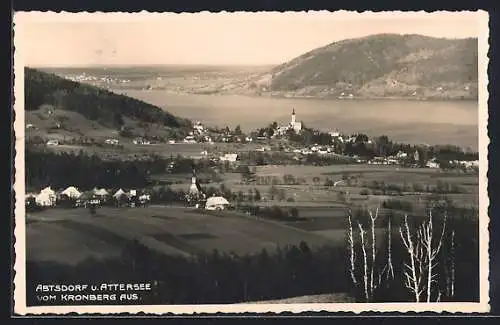 AK Abtsdorf, Panorama mit Attersee vom Kronberg aus gesehen