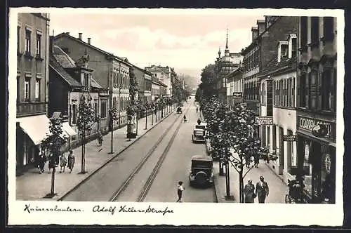 AK Kaiserslautern, Strasse mit Geschäften u. Litfasssäule