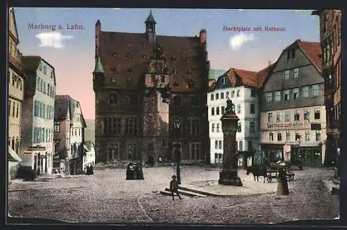 AK Marburg a. Lahn, Marktplatz mit Gasthaus und Rathaus