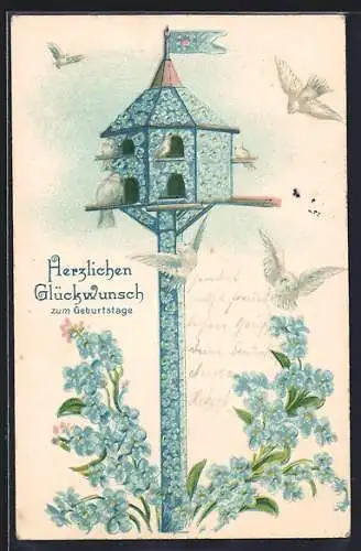 Künstler-AK Vogelhaus aus Blumen mit weissen Tauben, Geburtstagsgruss