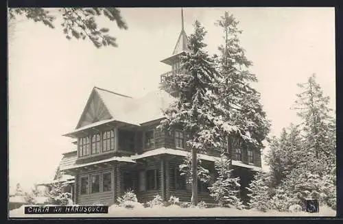 AK Nové M?sto na Morav?, Chata na Harusovci, Berghütte im Schnee