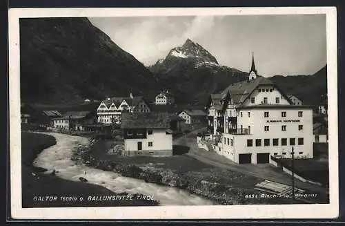 AK Galtür, Partie mit Ballunspitze und Alpenhaus Fluchthorn