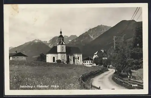 AK Schönberg im Stubaital, Strassenpartie zur Kirche