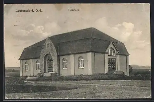 AK Leutersdorf / O.-L., Ansicht der Turnhalle