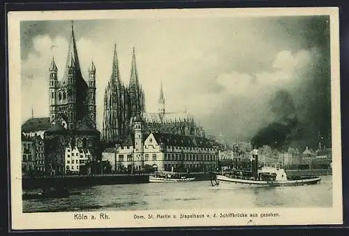 AK Köln, Rheindampfer in Fahrt vor dem Dom und der St. Martinskirche