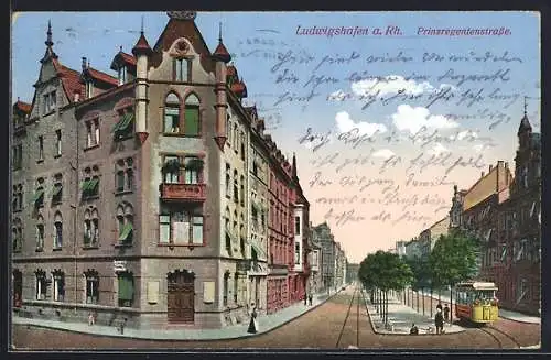 AK Ludwigshafen a. Rh., Strassenbahn in der Prinzregentenstrasse