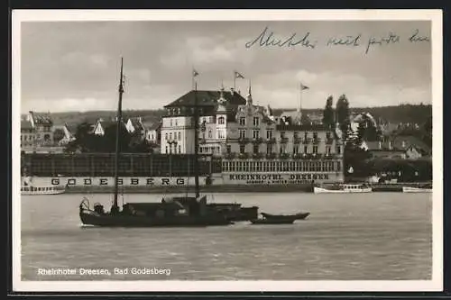 AK Bad Godesberg, Rheinhotel Dreesen mit Schiffen