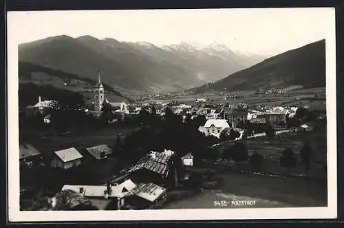 AK Radstadt, Gesamtansicht mit Bergpanorama