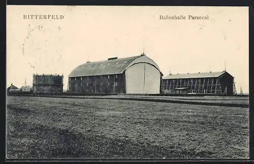 AK Bitterfeld, Ballonhalle Parseval, Zeppelin