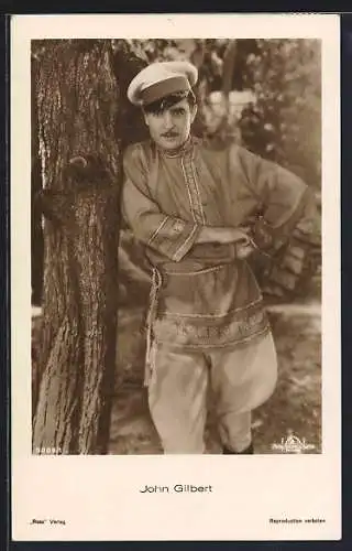 AK Schauspieler John Gilbert in russischer Uniform