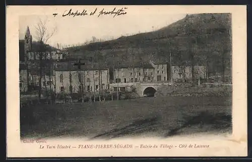 AK Viane-Pierre-Sègade, Entrèe du Village-Cotè de Lacaune