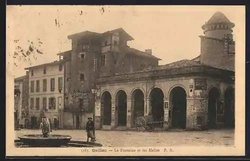 AK Gaillac, La Fontaine et les Halles