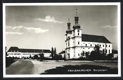 AK Frauenkirchen, Partie bei Kirche