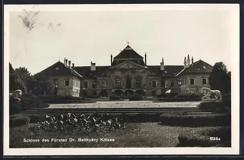 AK Kittsee, Am Schloss des Fürsten Dr. Batthyány