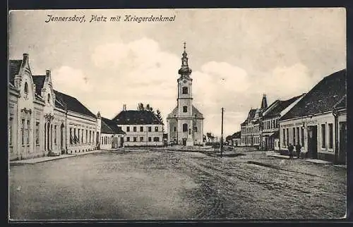 AK Jennersdorf, Platz mit Kriegerdenkmal